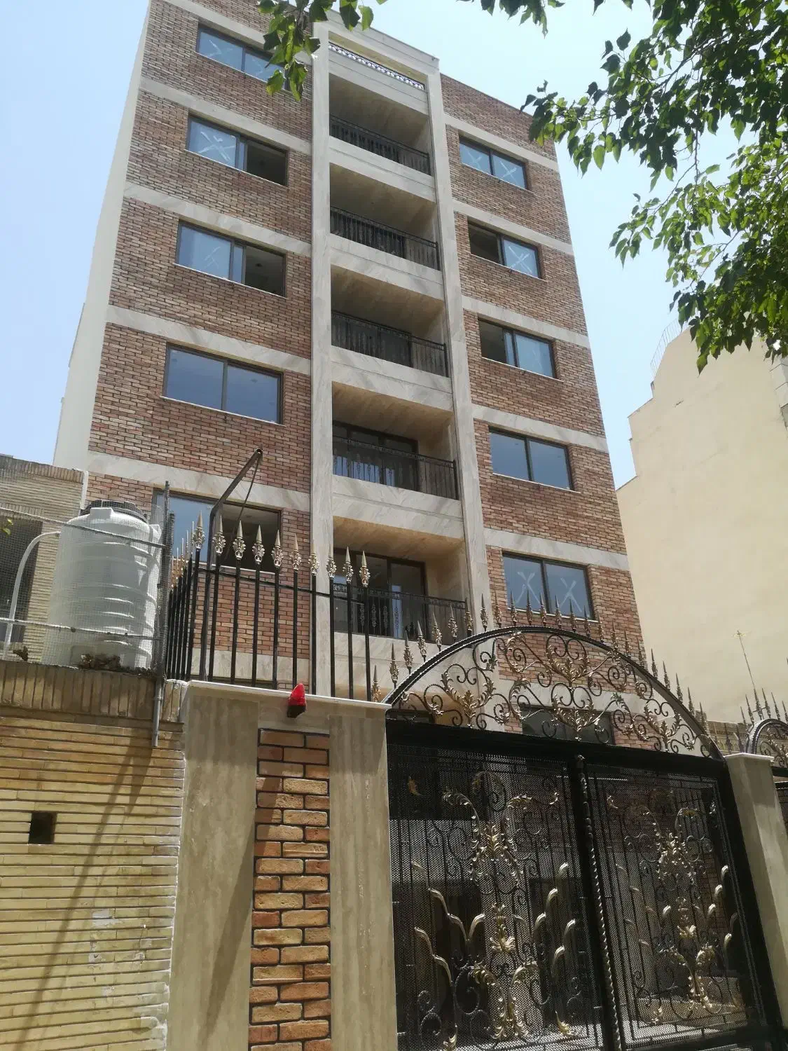 تولید درب وپنجره آلومینیوم|مصالح و تجهیزات ساختمان|اصفهان, احمدآباد|دیوار