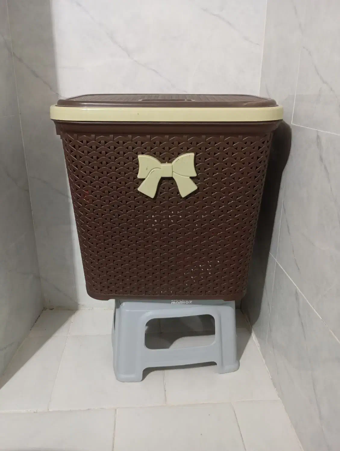 سبد رخت چرک یا پیکنیک|ظروف نگهدارنده، پلاستیکی، یکبارمصرف|شیراز, فرگاز|دیوار