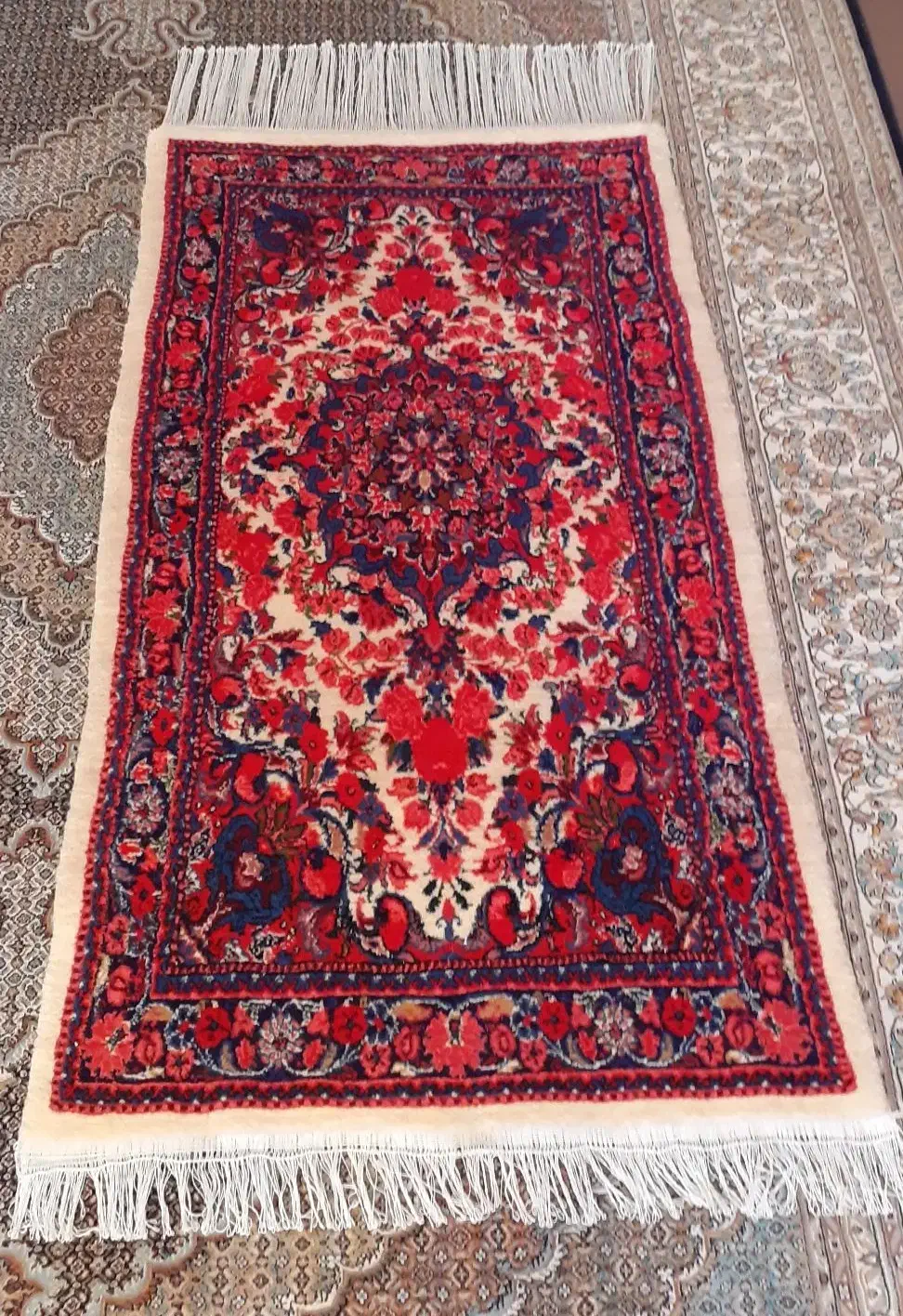 فرش دستبافت زرونیم زیبا نو|فرش|نهاوند, |دیوار