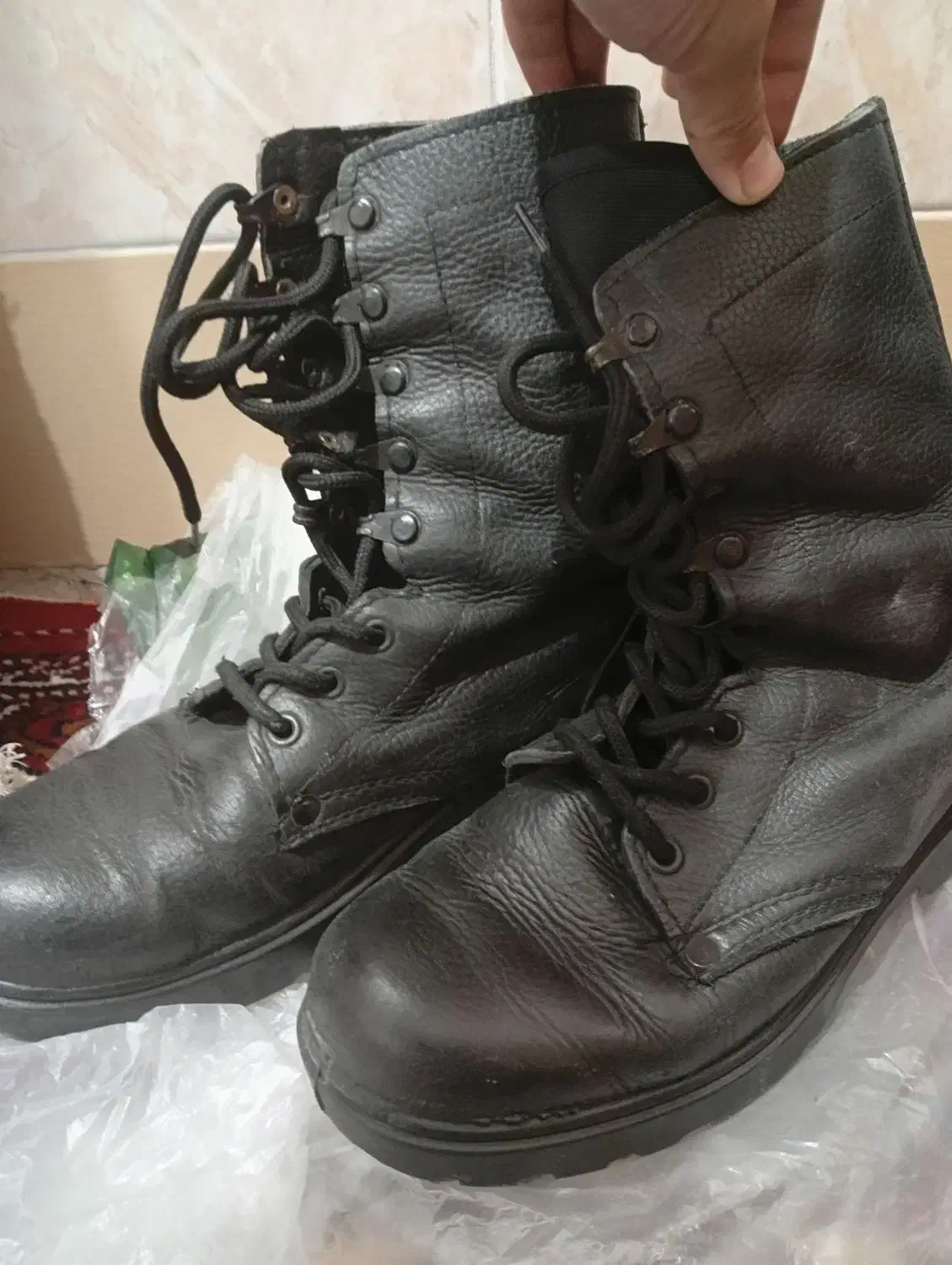 پوتین اموزشی سرباز|کیف، کفش، کمربند|آق قلا, |دیوار