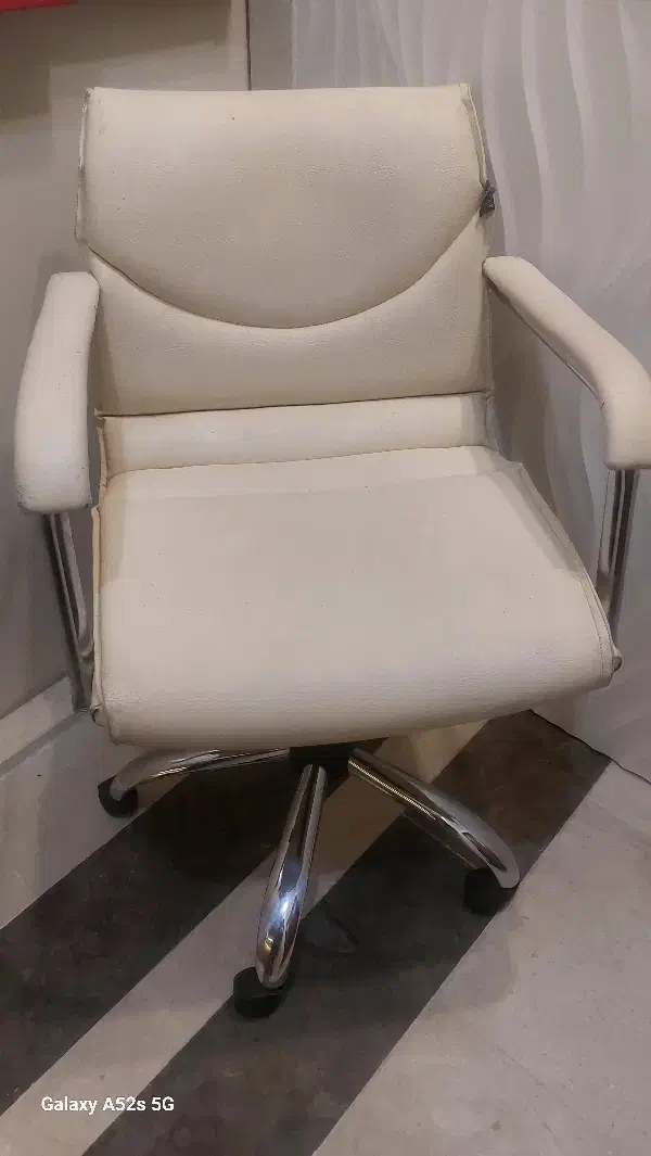 صندلی چرخ دار|صندلی و نیمکت|بیرجند, |دیوار