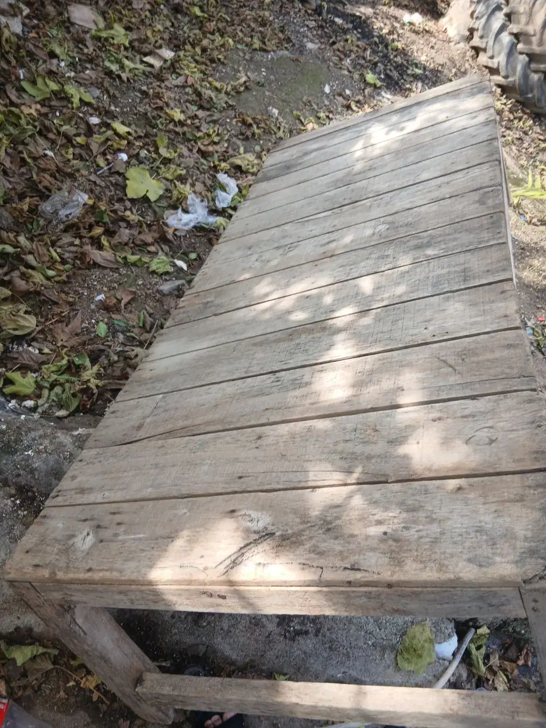 تخت|تخت و سرویس خواب|گالیکش, |دیوار