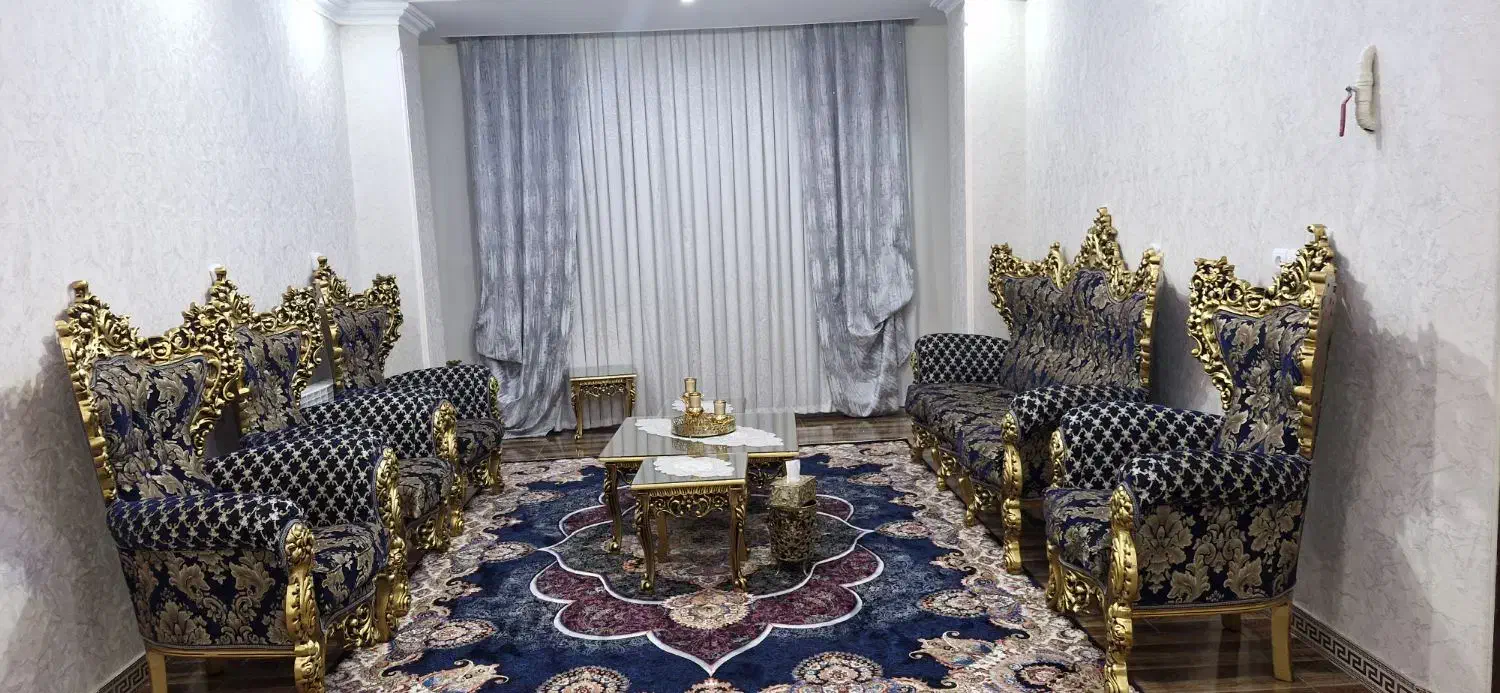 مبلمان سلطنتی کامل سالم و تمیز|مبلمان خانگی و میز عسلی|نسیمشهر, |دیوار