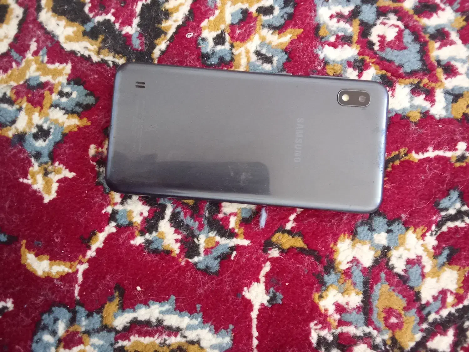 یک عدد گوشی به فروش میرسد|موبایل|بیرجند, |دیوار