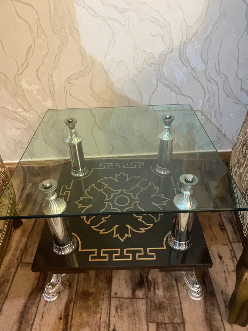 دو عدد میز سالم|مبلمان خانگی و میز عسلی|مرند, |دیوار