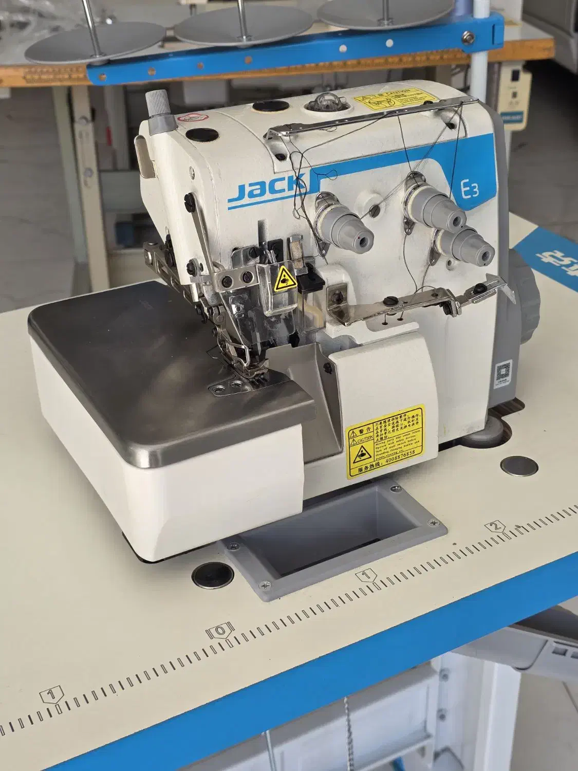 چرخ خیاطی صنعتی زیگزال سردوز سه نخ E3 جک سرخود|چرخ خیاطی و ریسندگی|تهران, امام زاده عبدالله|دیوار