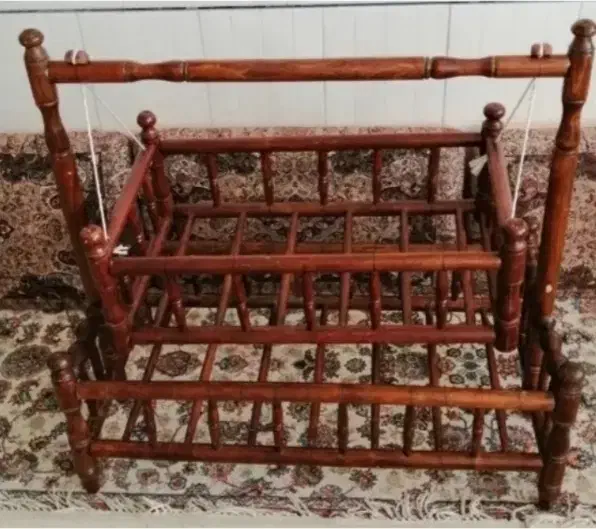 گهواره چوبی|اسباب و اثاث بچه|یزد, |دیوار