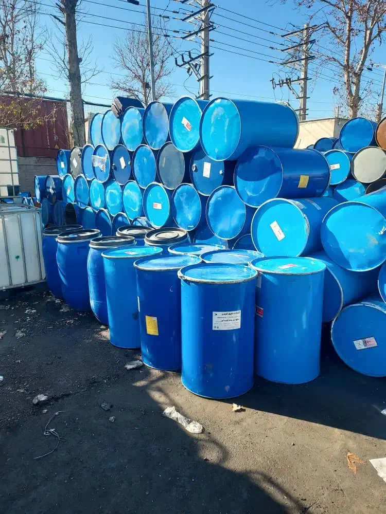 فروش بشگه های فلزی و پلاستیکی|ظروف نگهدارنده، پلاستیکی، یک‌بارمصرف|تهران, انبار نفت|دیوار