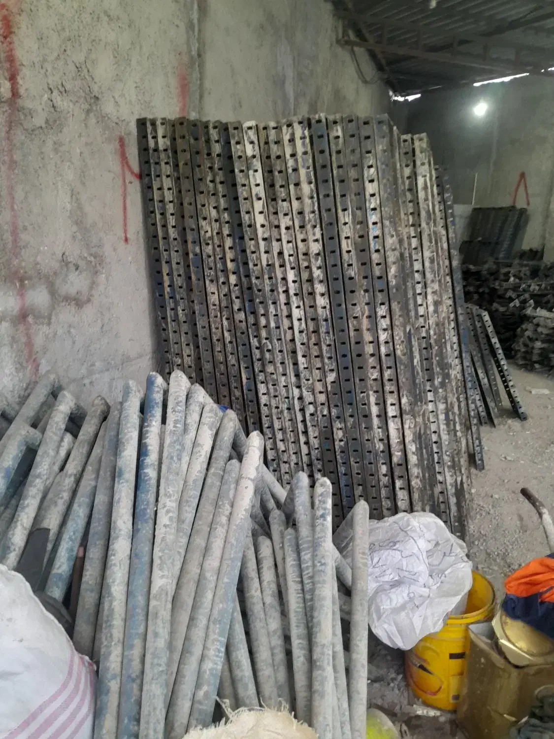 قالب فلزی درجه یک|مصالح و تجهیزات ساختمان|بابلسر, |دیوار