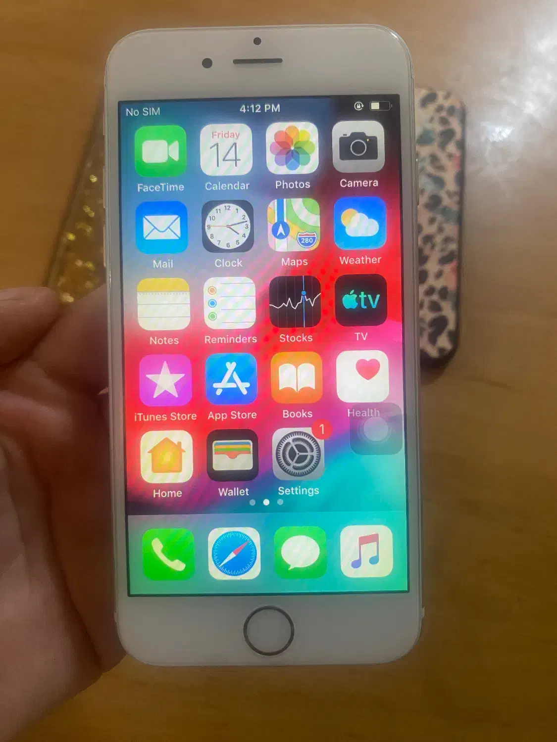 ایفون ۶ LL/A گلد۶۴گیگ|موبایل|تهران, ستارخان|دیوار