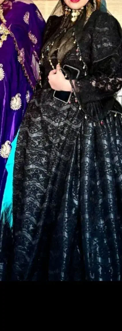 لباس لری|لباس|یاسوج, |دیوار