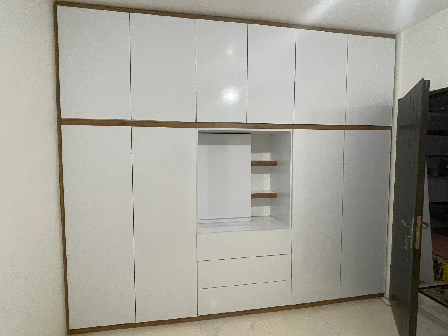 ساخت و اجرای انواع کمد دیواری با کیفیت|جاکفشی، کمد، دراور|اصفهان, لاله|دیوار