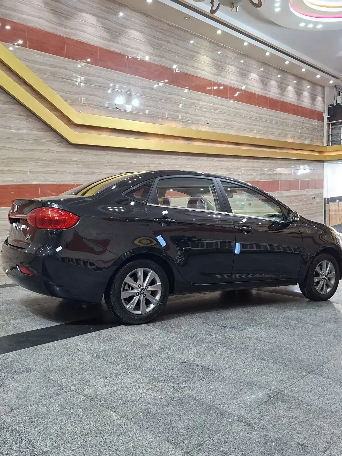 جکj4مدل 1403بدون رنگ تک برگ سند کارمندی|خودرو سواری و وانت|تبریز, |دیوار