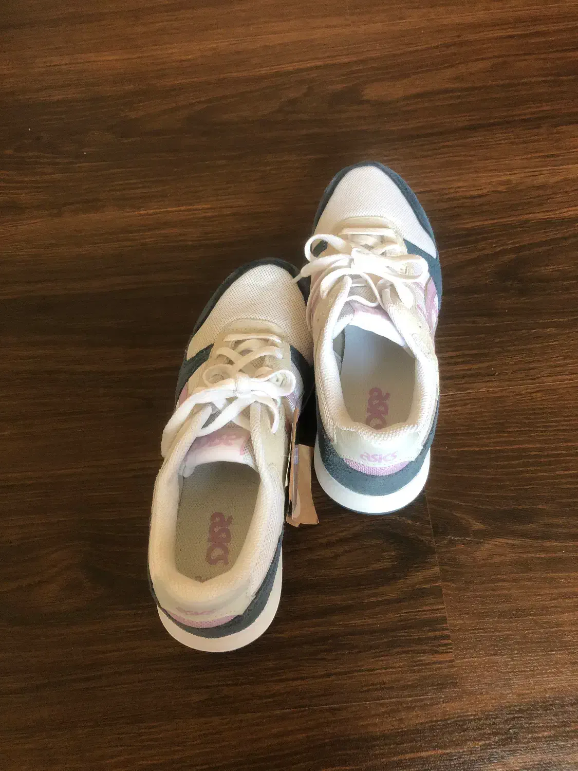 کتونی اسیکس 39.5|کیف، کفش، کمربند|دالخانی, |دیوار