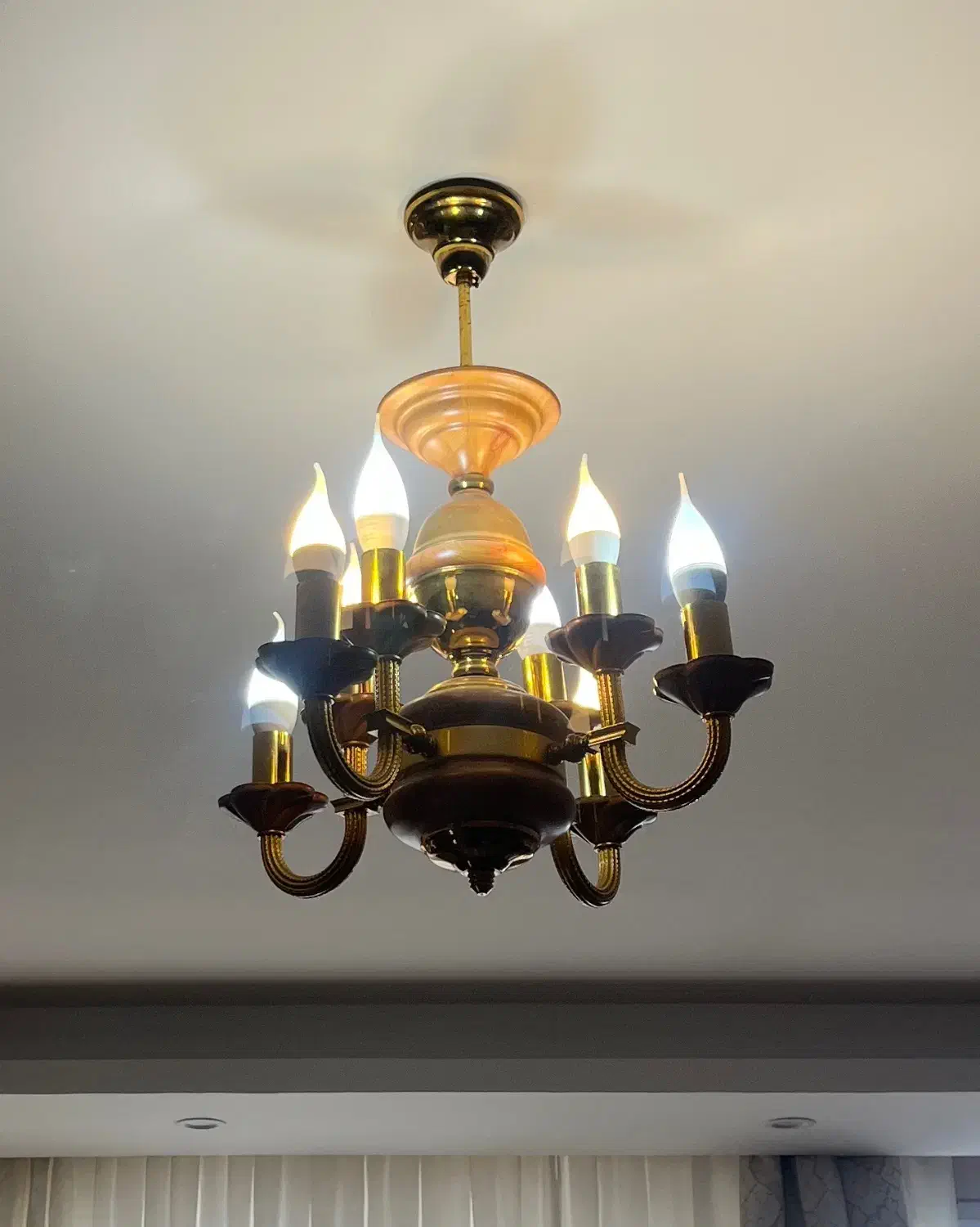 لوستر ۸ شعله|لوستر و چراغ آویز|سمنان, |دیوار