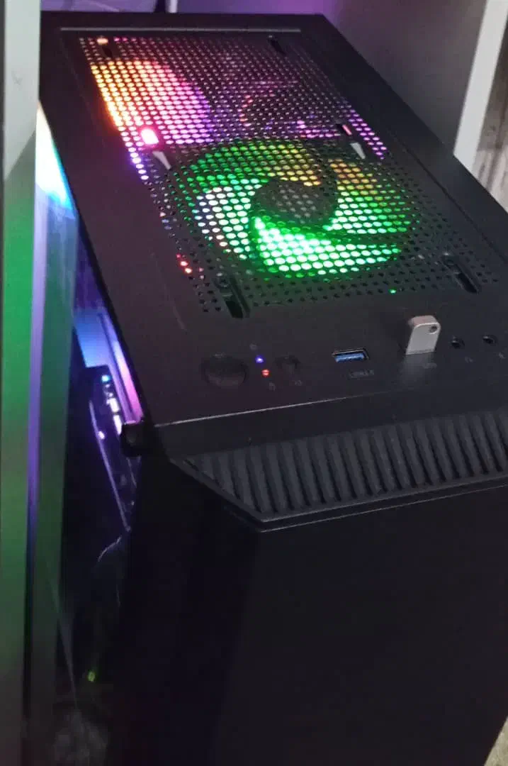 کامپیوتر گیمینگ|رایانه رومیزی|سراوان, |دیوار