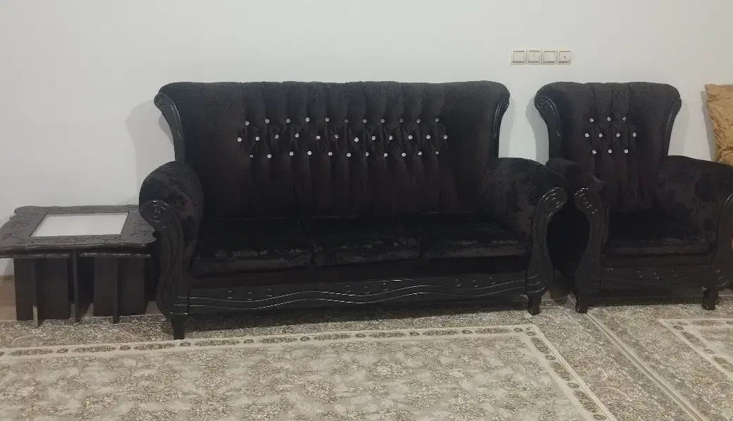 مبل۷ نفره و میز عسلی|مبلمان خانگی و میز عسلی|سنندج, |دیوار