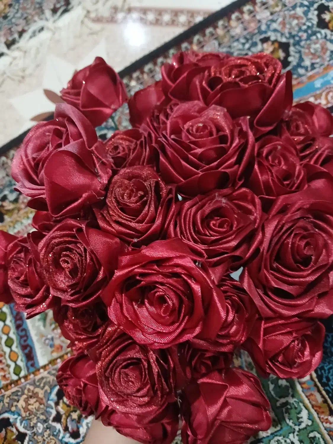 گل رز با روبان|گل مصنوعی|شهرکرد, |دیوار