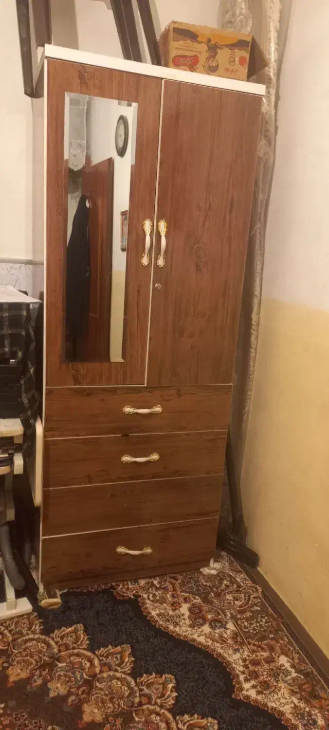 دلاور|جاکفشی، کمد، دراور|کرمانشاه, |دیوار