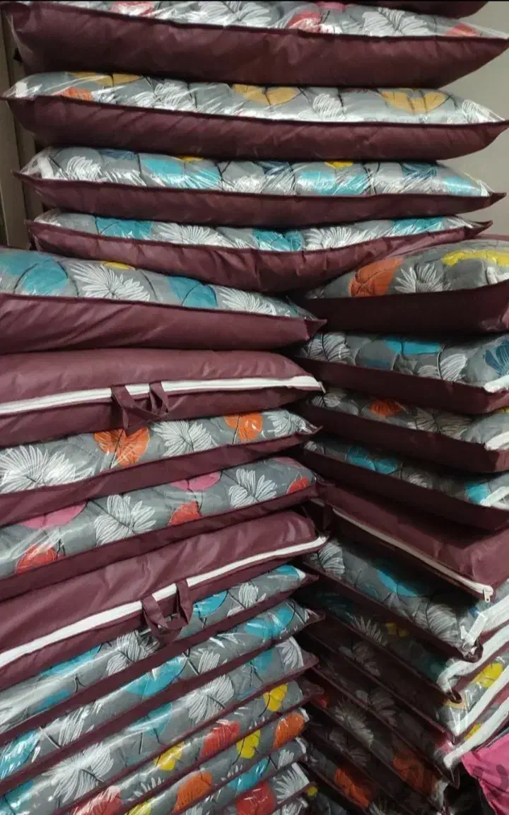 بالشت و تشک/کار شرکتی /مدل میهمان|رختخواب، بالش، پتو|قم, علی آباد سعدگان|دیوار