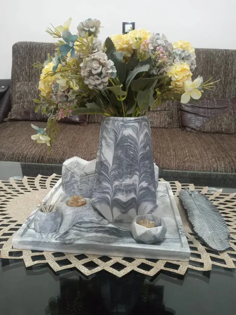 گل با گلدون|گل مصنوعی|نهاوند, |دیوار