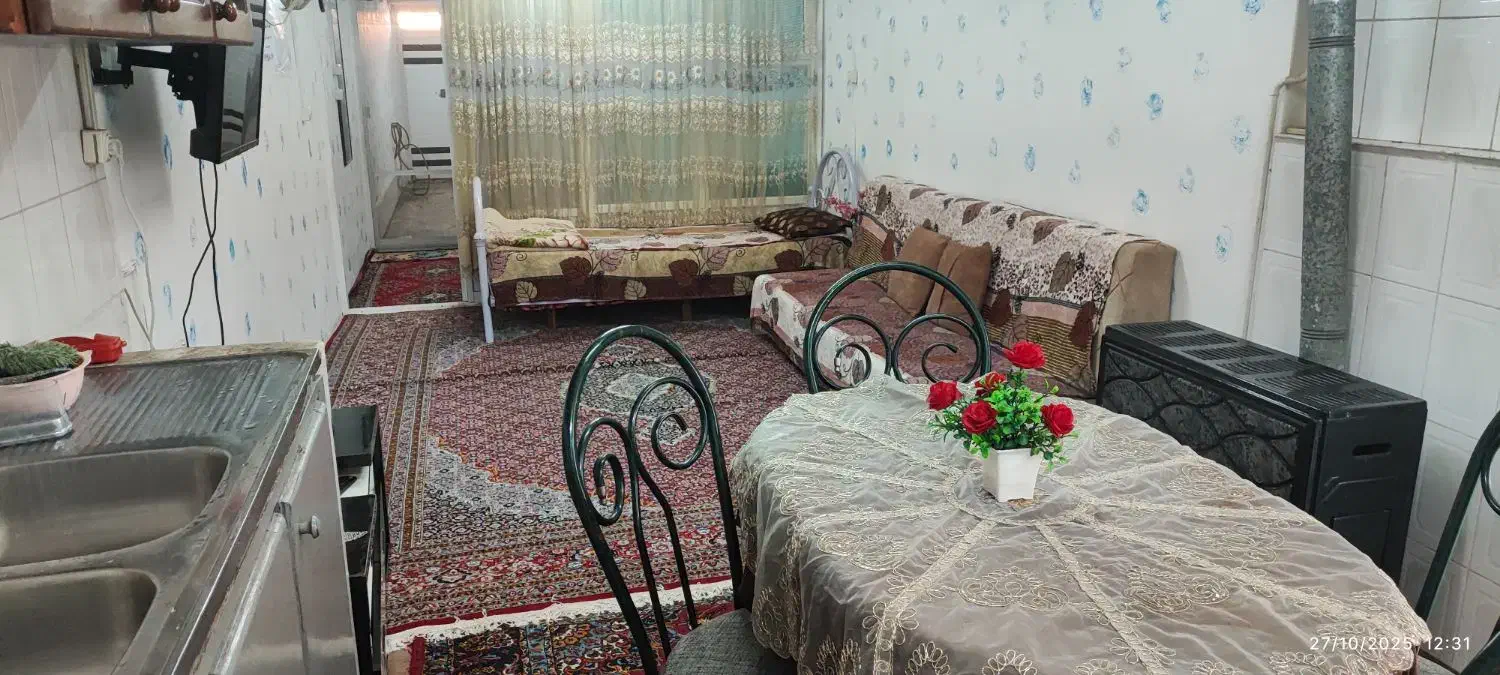 سوییت تمیز همراه پارکینگ مسقف و حیاط خلوت|اجارهٔ کوتاهمدت آپارتمان و سوئیت|بندر انزلی, کوی آزادگان|دیوار