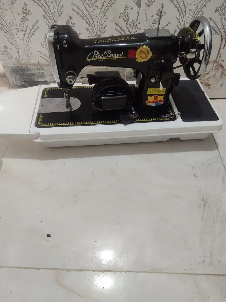 چرخ خیاطی|چرخ خیاطی و ریسندگی|سمنان, |دیوار