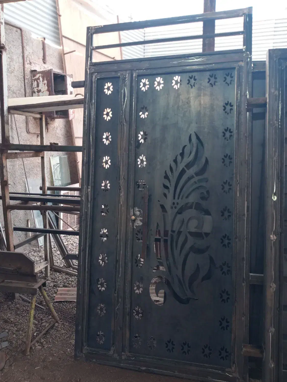 جوشکاری درب و پنجره|خدمات پیشه و مهارت|سبزوار, طبرسی (جعفرآباد)|دیوار