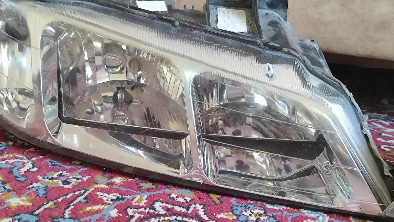 چراغ پژو پارس پراید رهنما عقب جلو... لوازم خودرو|قطعات یدکی و لوازم جانبی|اصفهان, باغ زرشک|دیوار