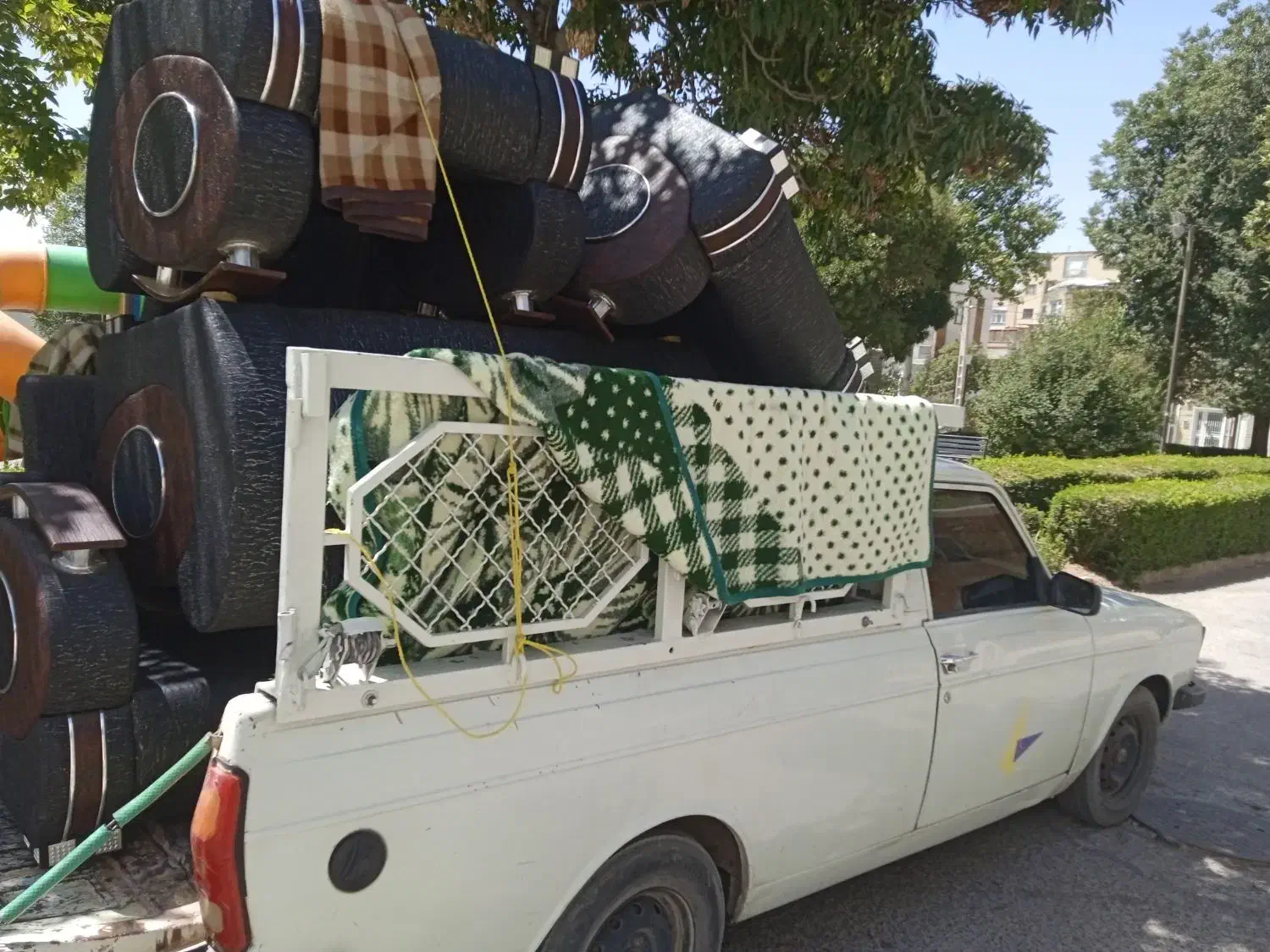 وانت کرایه همراه باکارگردرون شهروخا رج شهرحومه|خدمات حمل و نقل|شهرکرد, |دیوار