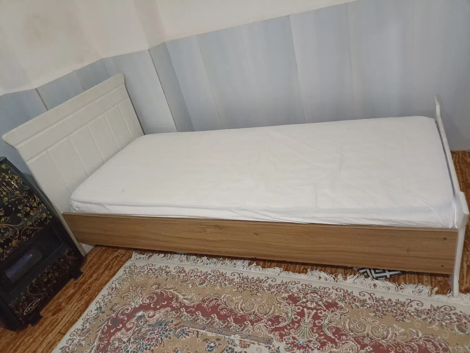 سرویس چوب نو جوان|تخت و سرویس خواب|شاهین دژ, |دیوار