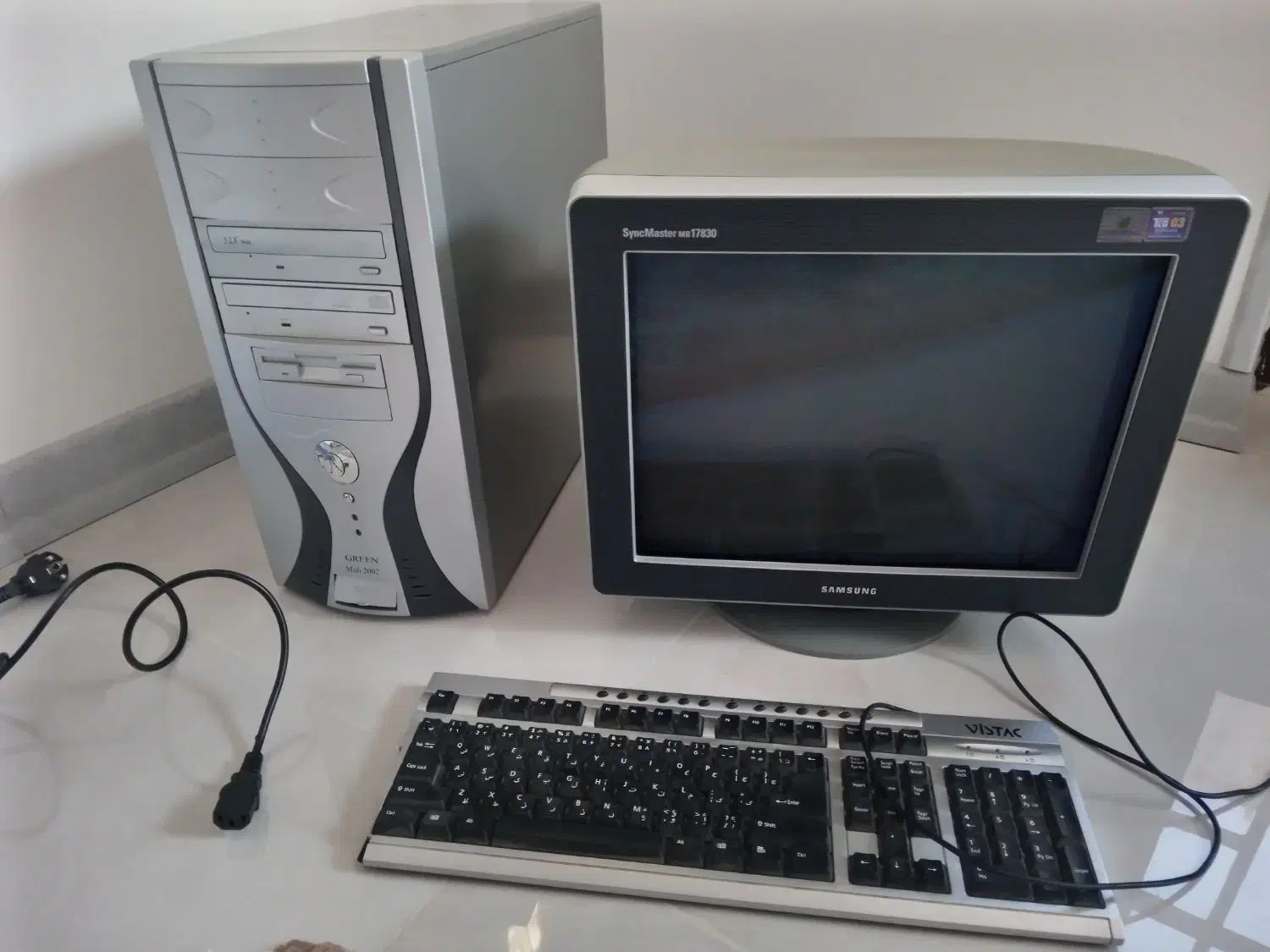 رایانه|رایانه رومیزی|شاهین‌شهر, شهرک هشت بهشت|دیوار