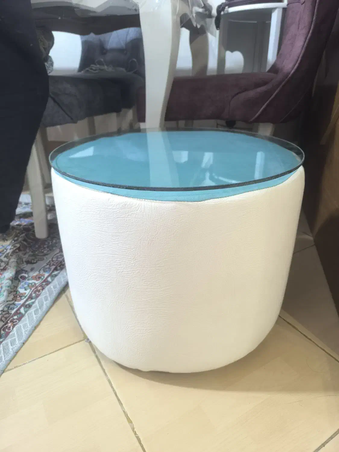 یه  میز   یا   پاف  برای  نشیمن  بفروش میرسه|صندلی و نیمکت|قزوین, |دیوار