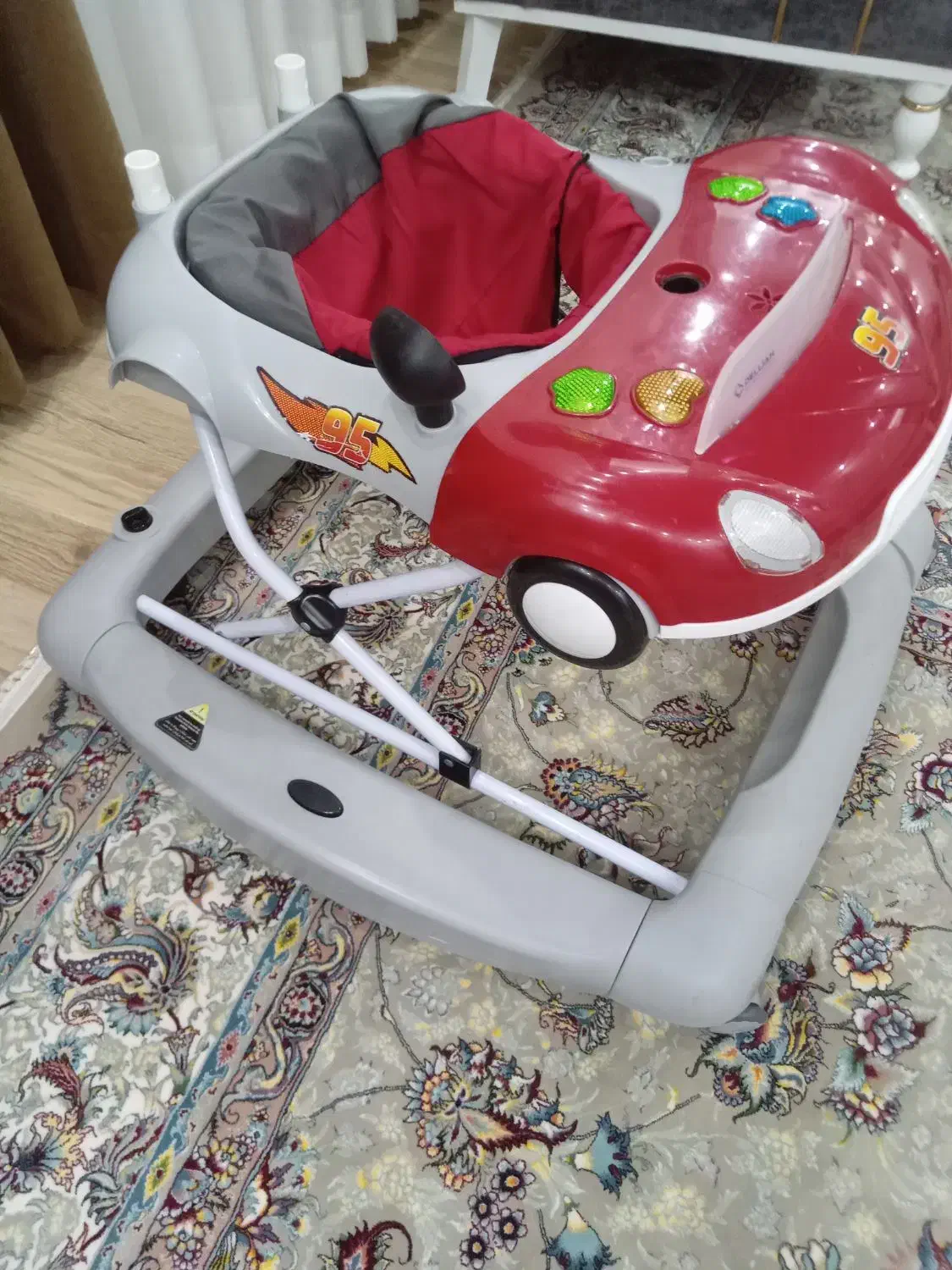 روروک|کالسکه و لوازم جانبی|بیجار, |دیوار