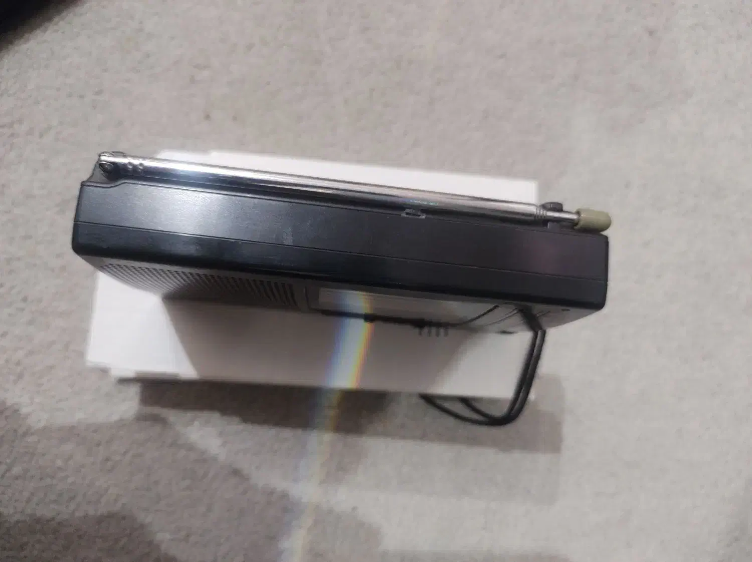 رادیو سونی ژاپن  ۱۲ موج در حد نو کلکسیونی|کلکسیون اشیاء عتیقه|اردبیل, |دیوار