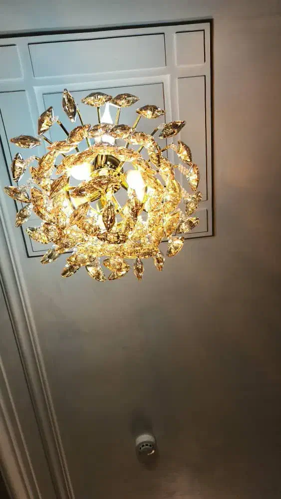 یک جفت لوستر ۶ شعله بسیار تمیز|لوستر و چراغ آویز|همدان, |دیوار