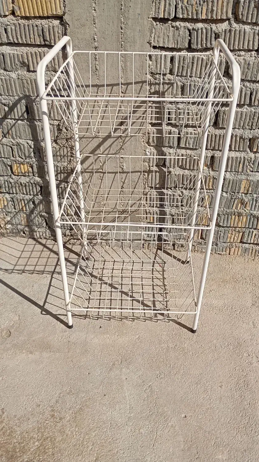 جاظرفی درحد نو|آب‌چکان و نظم‌دهنده ظروف|مرودشت, زنگی آباد|دیوار