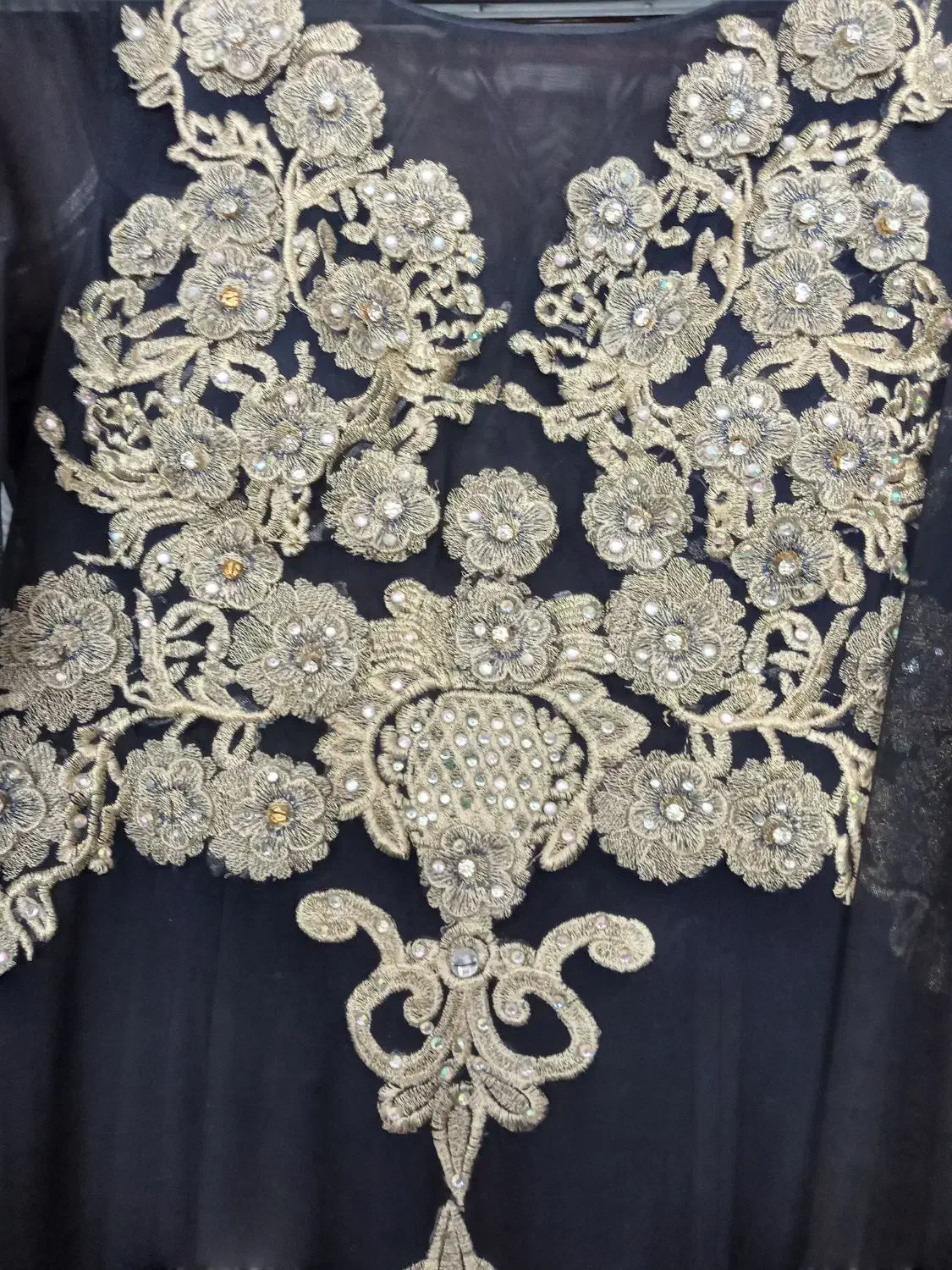 لباس مجلسی|لباس|داران, |دیوار