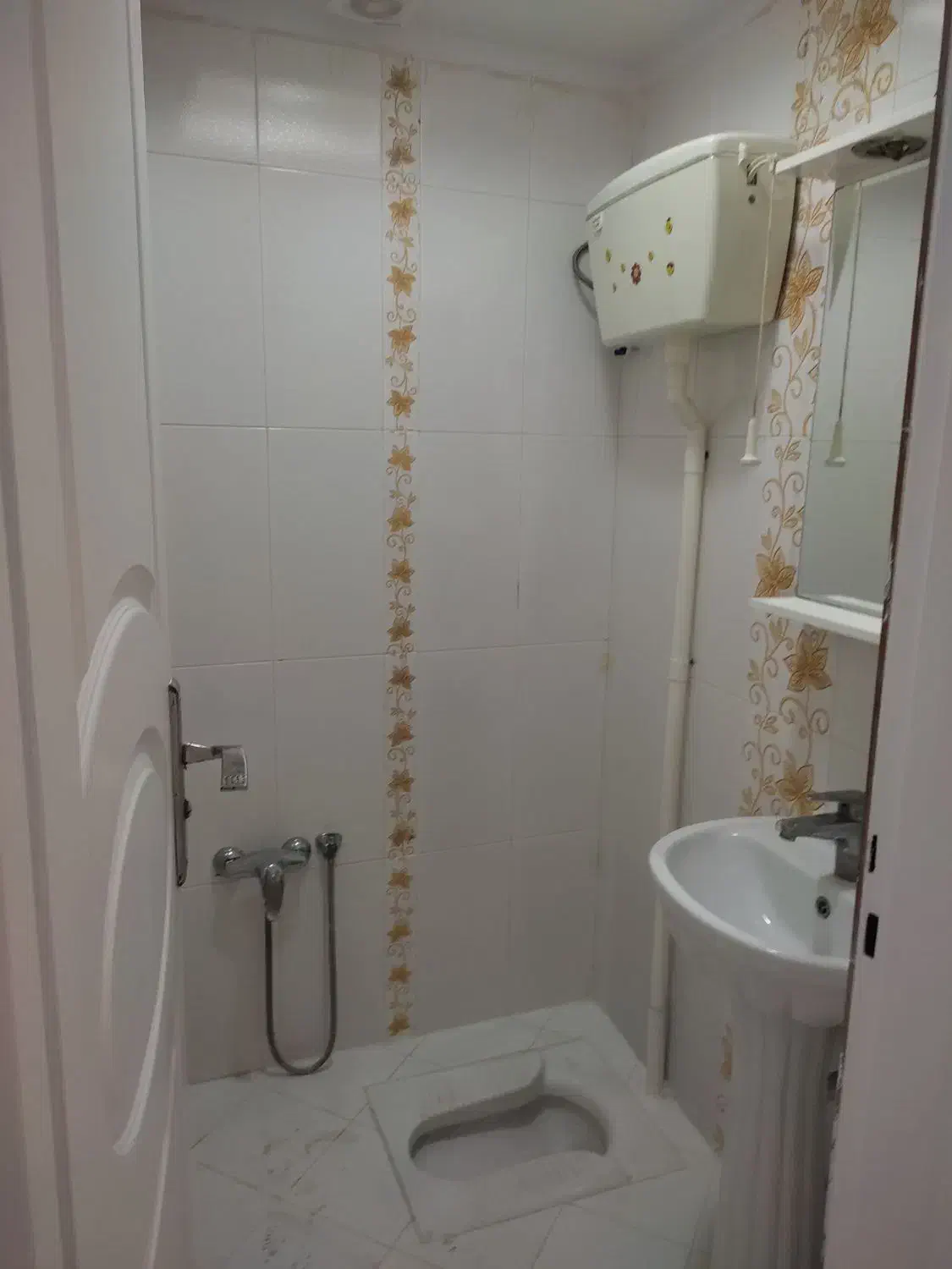 102 متر 8 ساله فول ، فرعی دنج طاهری تهرانپارس