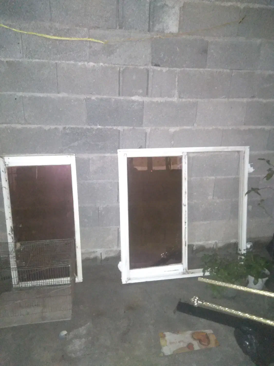 پنجره آلومنیوم ، یخچال فریزر ، سینگ ، شیرآب|عمدهفروشی|لشت نشا, |دیوار