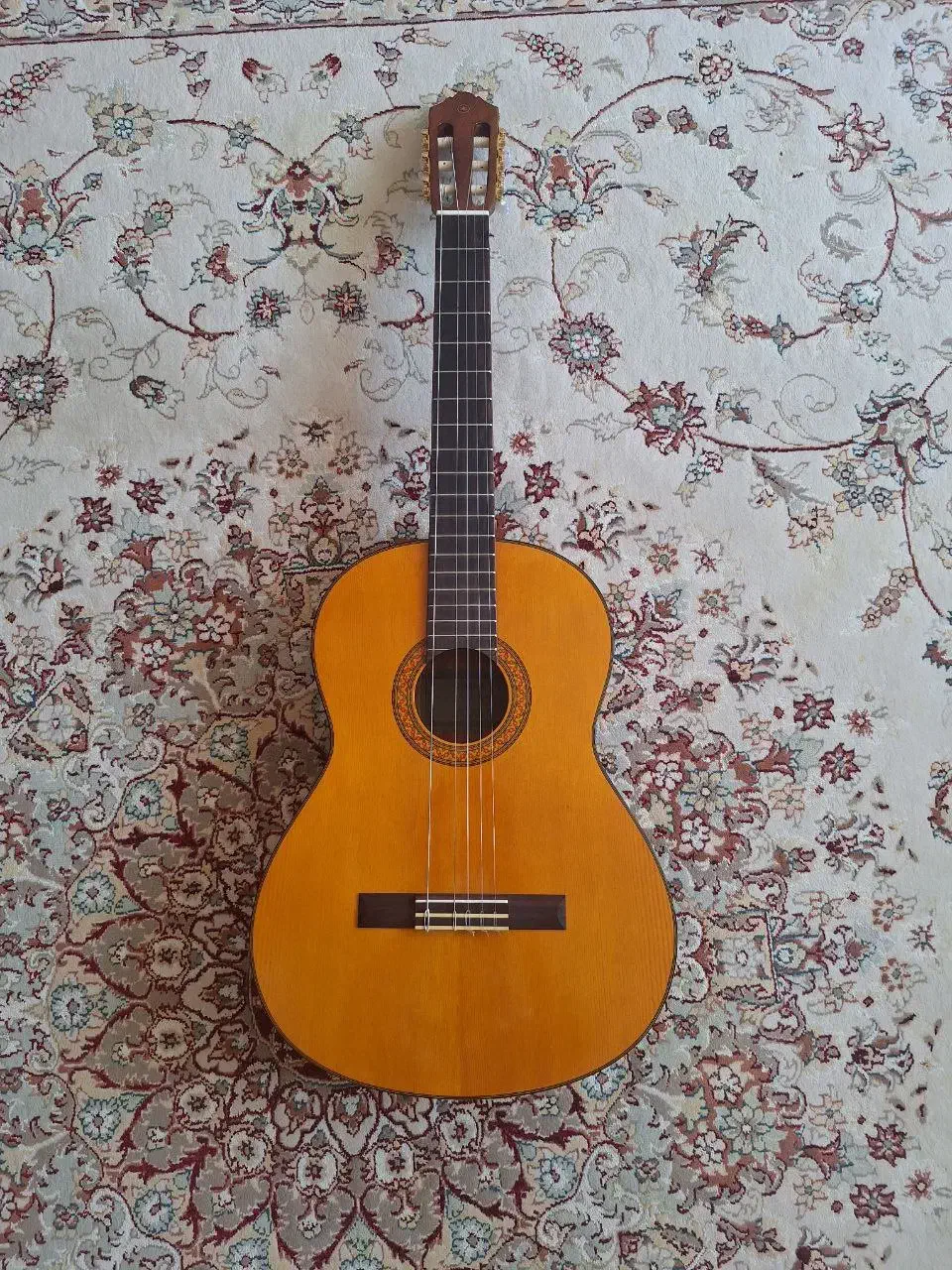 گیتار یاماها c70|گیتار، بیس، امپلیفایر|بروجرد, |دیوار