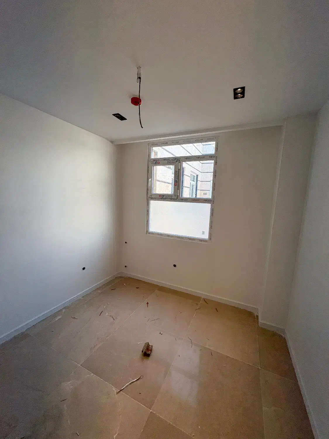 ۱۴۰ متر ۳ خواب ژورنالی کلید نخورده/ ویو مشجر میدان