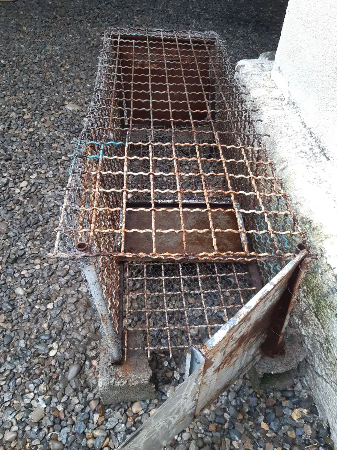 قفس آهنی برای حیوانات خانگی|لوازم جانبی حیوانات|قائم‌شهر, |دیوار