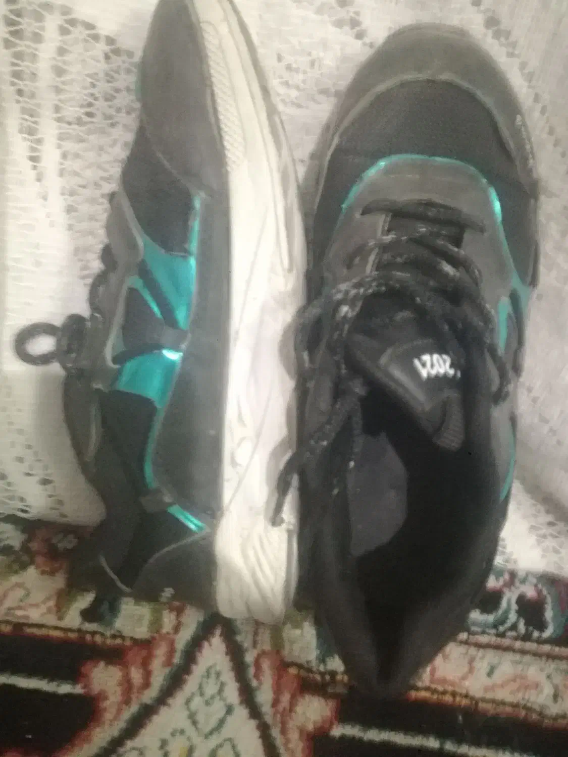 کفش کتونی دخترانه شماره35|کیف، کفش، کمربند|مشهد, شهید قربانی|دیوار