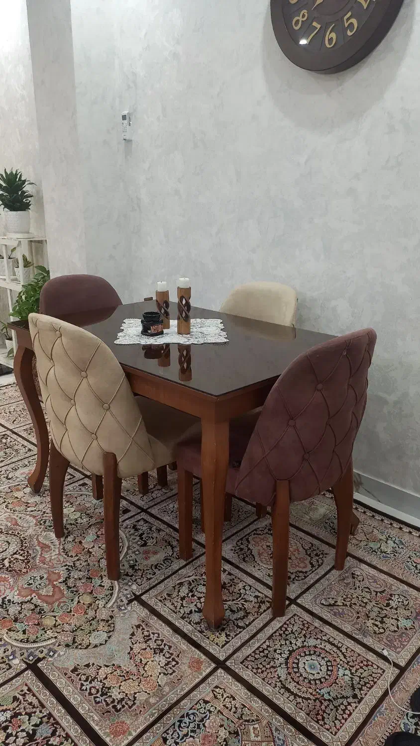 میز نهاری خوری ۴نفره مدل چستر چوب راش|میز و صندلی غذاخوری|اندیشه, اندیشه فاز ۱|دیوار