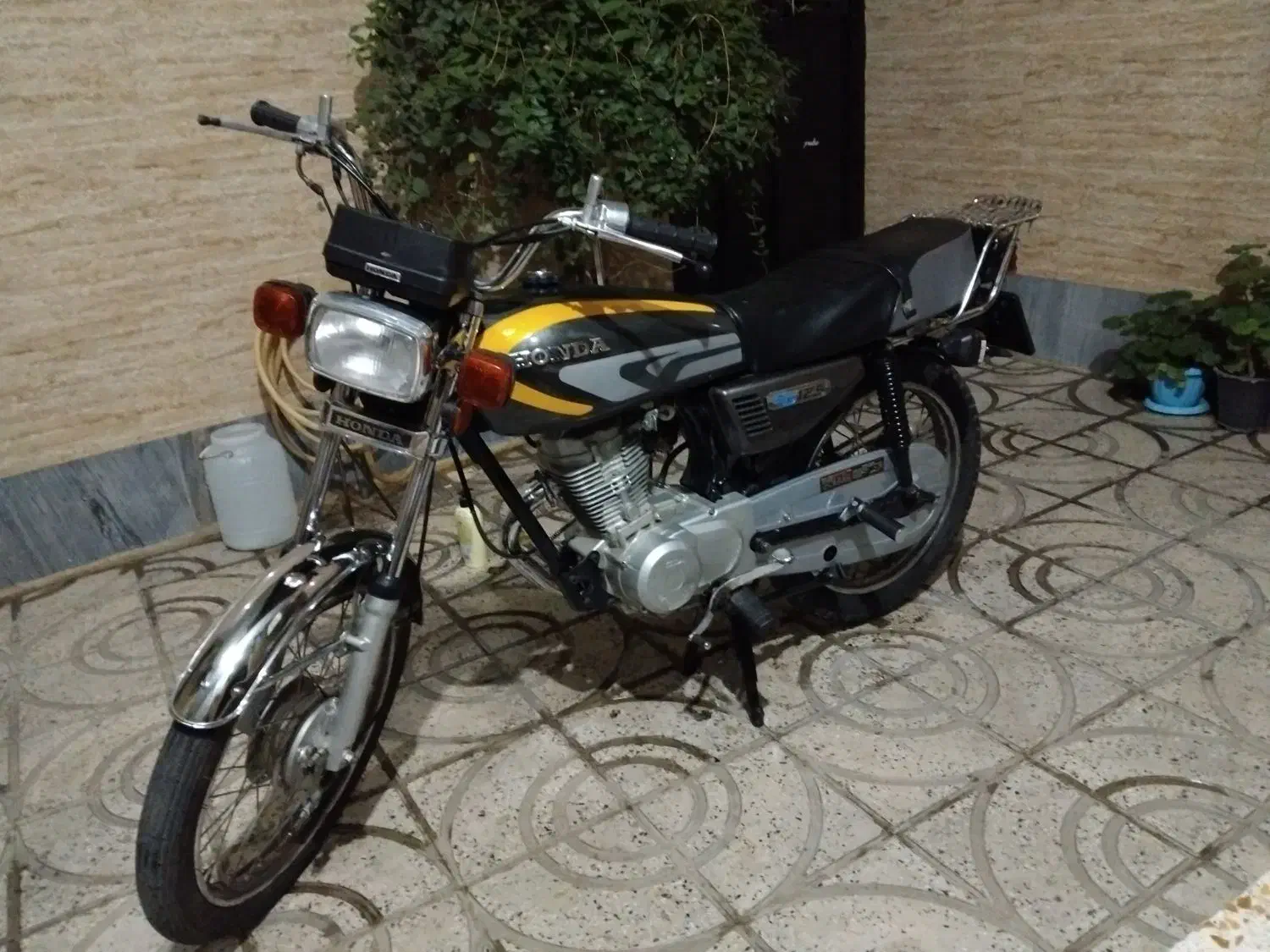 هندا ۱۲۵ اپاچی ان اس ویو مزایده|موتورسیکلت|محمدشهر, همایون ویلا|دیوار