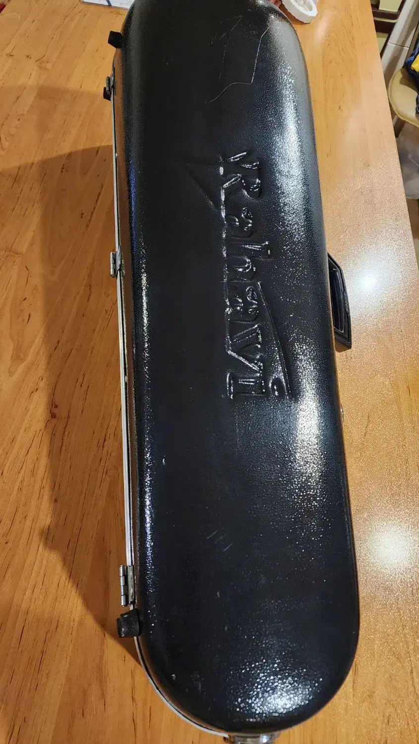 کیس کمانچه (رهاوی)|سازهای سنتی|تهران, فلسطین (میدان انقلاب)|دیوار