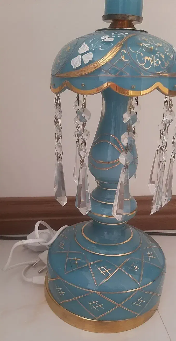 یک جفت لاله شاه عباسی نو|لوستر و چراغ آویز|همدان, |دیوار