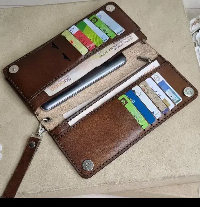 چرم دختر کورد|کیف، کفش، کمربند|کرمانشاه, |دیوار