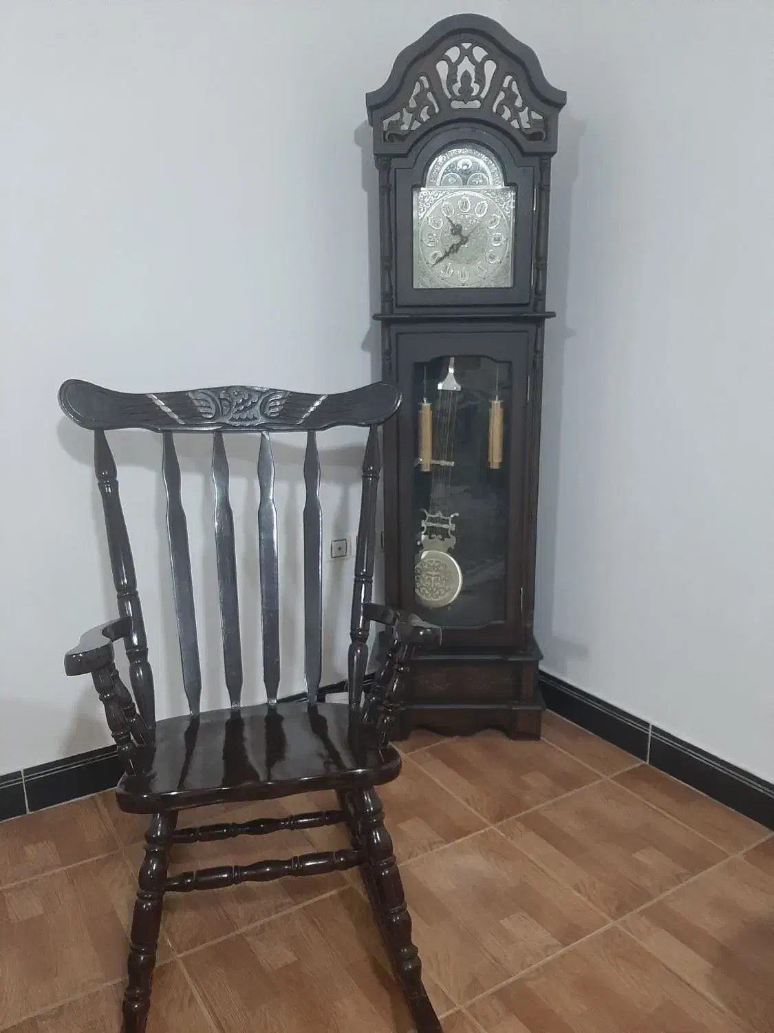 فروش ساعت ایستاده و صندلی راک|مبلمان خانگی و میز عسلی|الوند, |دیوار